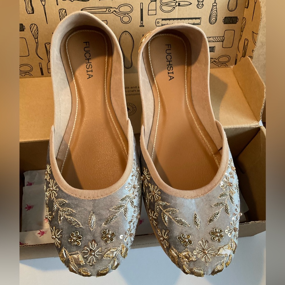 Nordstrom Fuchsia Nawal Embroidered Flats - NIB